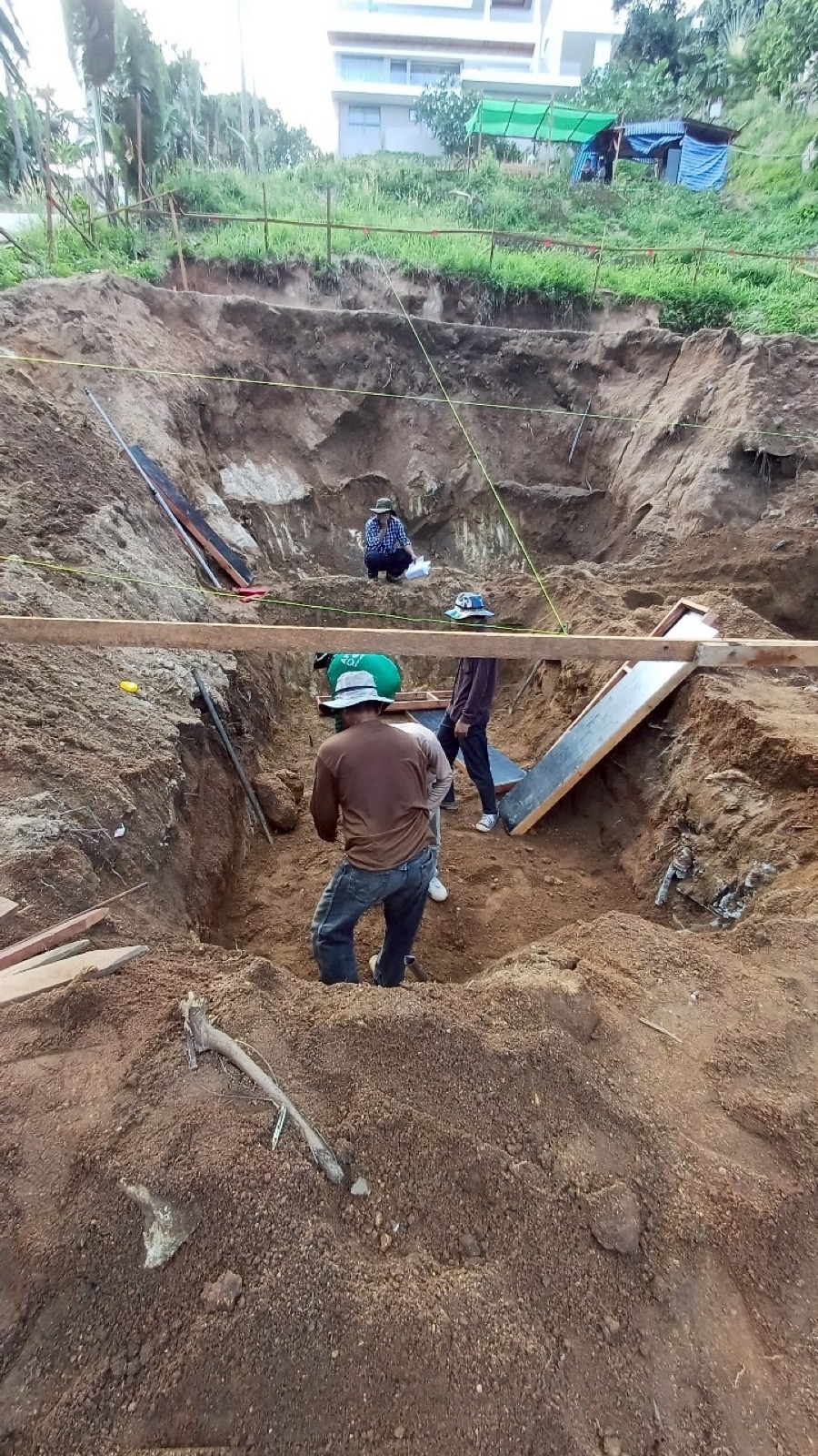Viewpoint, Chaweng Noi — February 2025, pool excavation