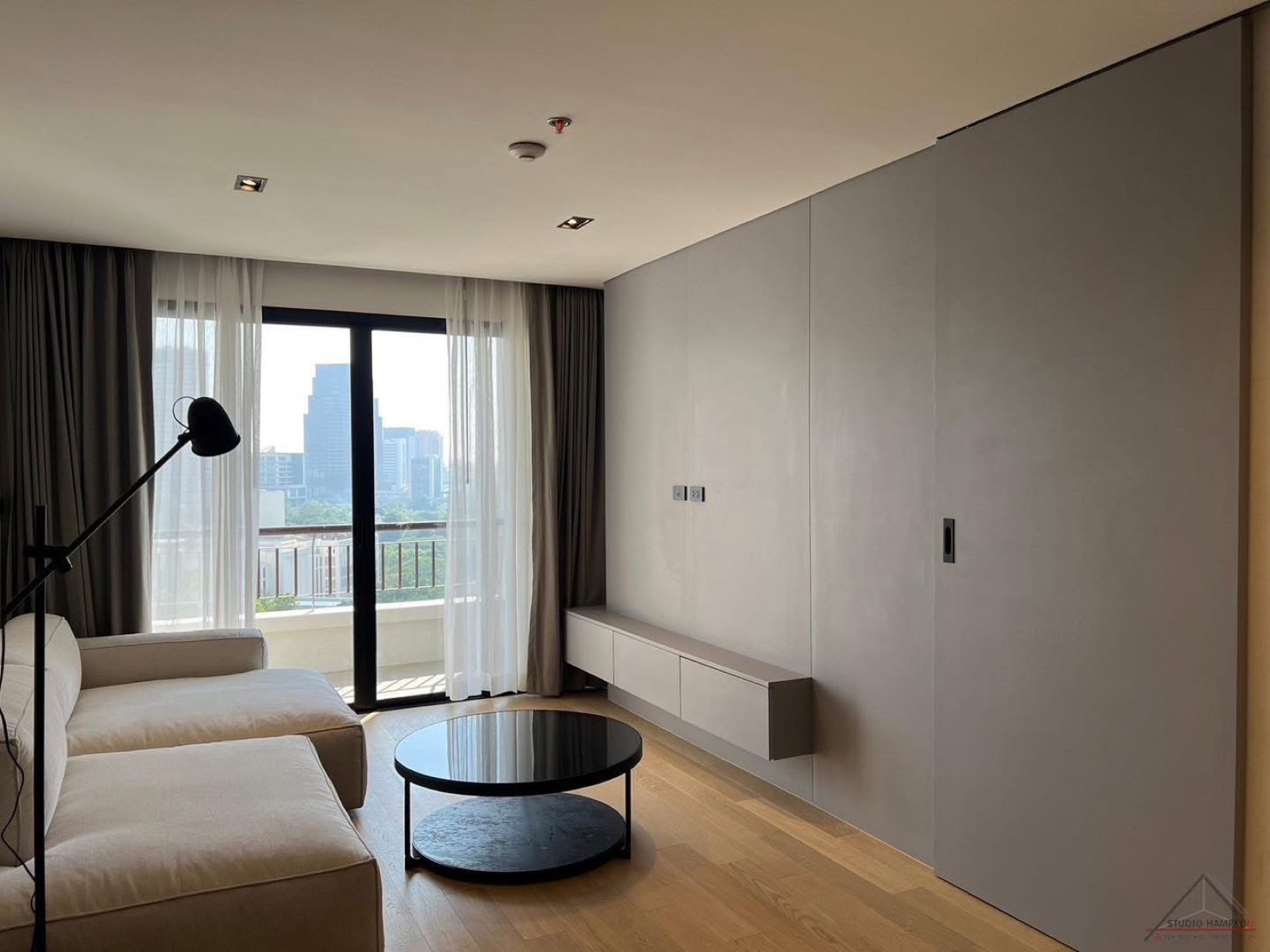 Grand Diamond Condo — finishing detail