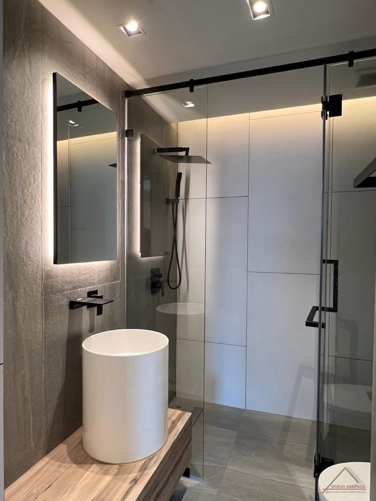 Grand Diamond Condo — joinery detail