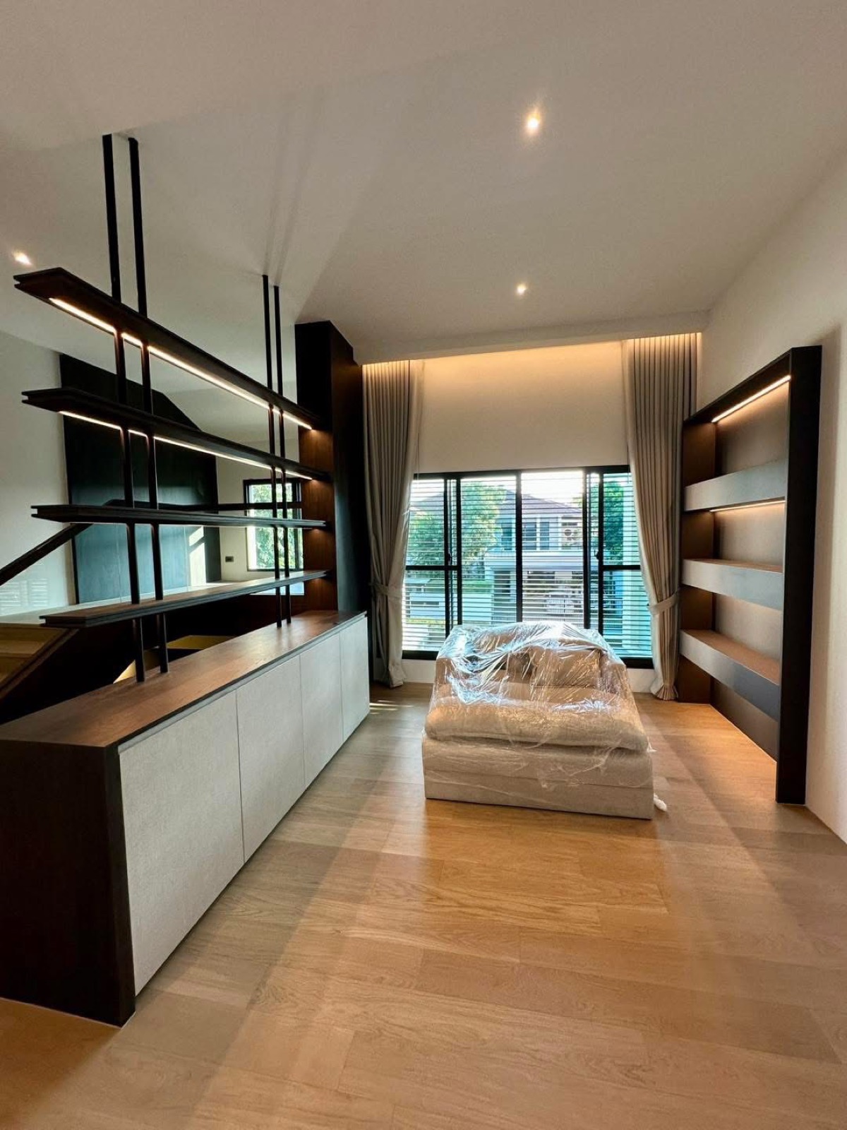 Ladawan Village Residence — bedroom